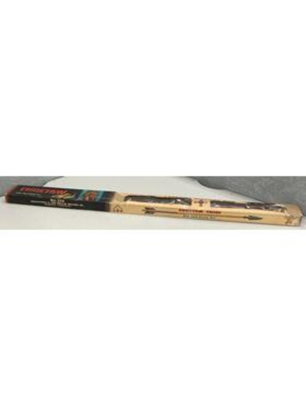 Vintage Choctaw chief Indian hickory bow & arrow set No. 250